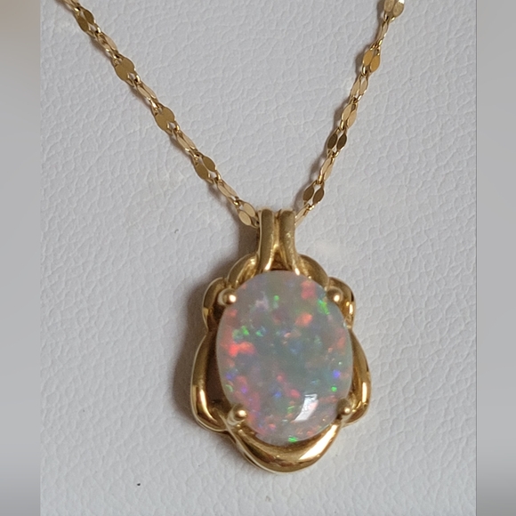 18k Solid Yellow Gold Natural Australian Fire Opal Cabochon & Chain Necklace. - Picture 3 of 6